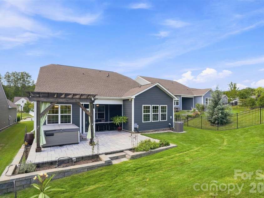 3065 Rosseau Lane, Mount Holly, NC 28120.  MLS# CAR4417646, YatesRealty ID 46493. 