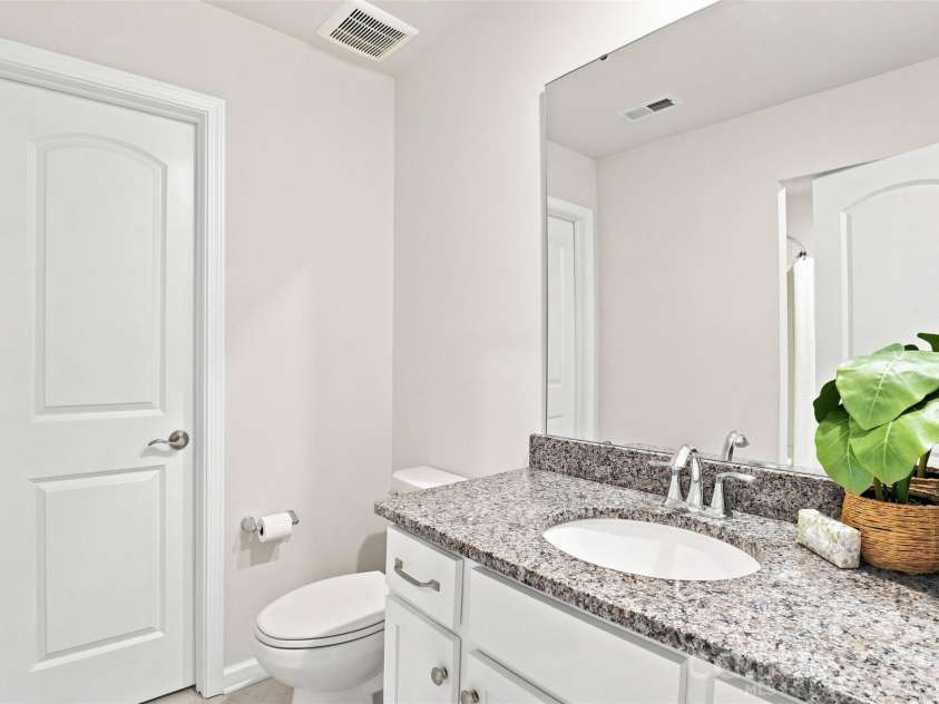 3065 Rosseau Lane, Mount Holly, NC 28120.  MLS# CAR4417646, YatesRealty ID 46493. Upstairs bath