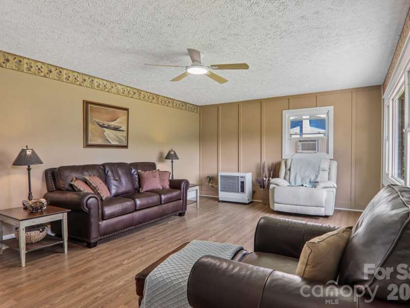 120 Sonoma Road, Waynesville, NC 28786.  MLS# CAR4416940, YatesRealty ID 46494. 