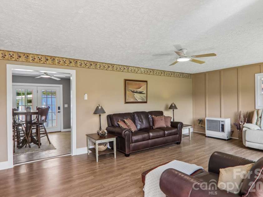 120 Sonoma Road, Waynesville, NC 28786.  MLS# CAR4416940, YatesRealty ID 46494. 