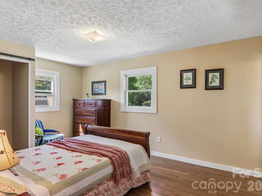 120 Sonoma Road, Waynesville, NC 28786.  MLS# CAR4416940, YatesRealty ID 46494. 