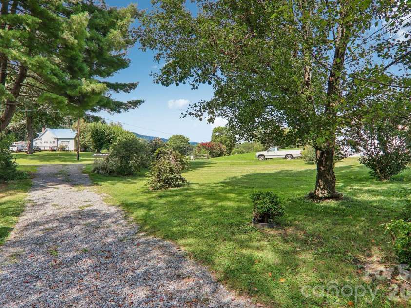 120 Sonoma Road, Waynesville, NC 28786.  MLS# CAR4416940, YatesRealty ID 46494. 