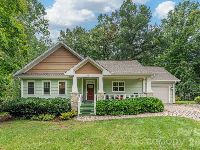 308 Fennel Dun Circle, Biltmore Lake, NC 28715.  MLS# CAR4417484, YatesRealty ID 46495. 