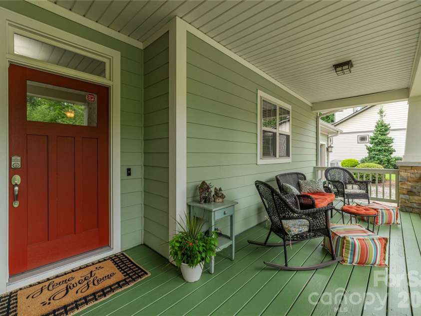 308 Fennel Dun Circle, Biltmore Lake, NC 28715.  MLS# CAR4417484, YatesRealty ID 46495. 