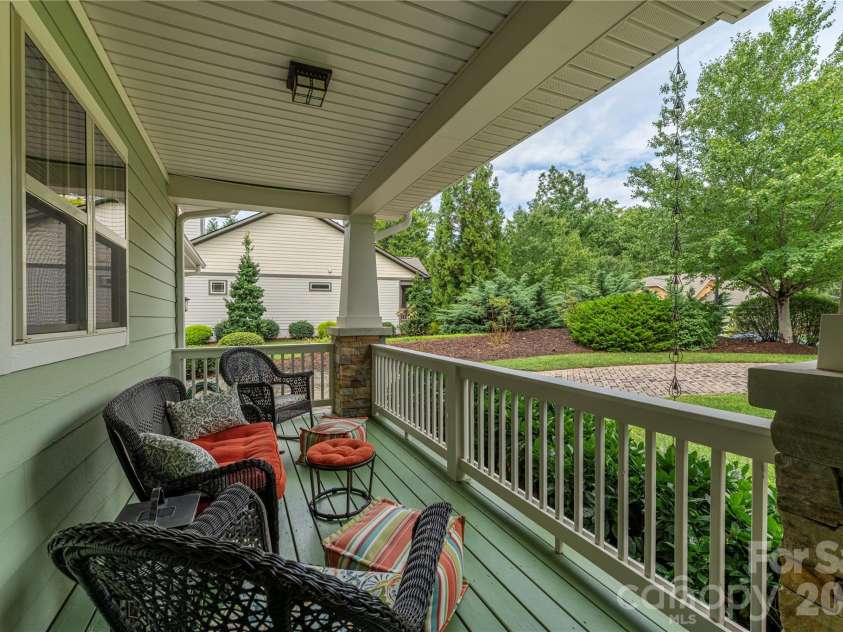 308 Fennel Dun Circle, Biltmore Lake, NC 28715.  MLS# CAR4417484, YatesRealty ID 46495. 