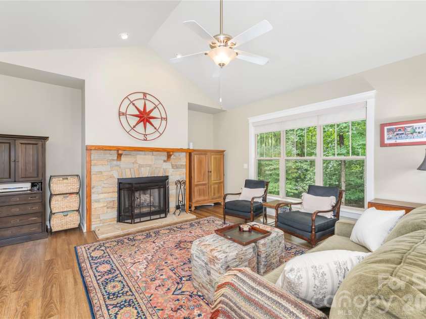 308 Fennel Dun Circle, Biltmore Lake, NC 28715.  MLS# CAR4417484, YatesRealty ID 46495. 
