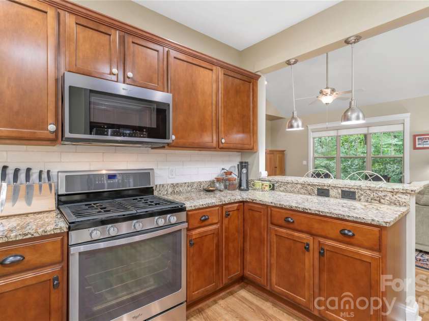 308 Fennel Dun Circle, Biltmore Lake, NC 28715.  MLS# CAR4417484, YatesRealty ID 46495. 