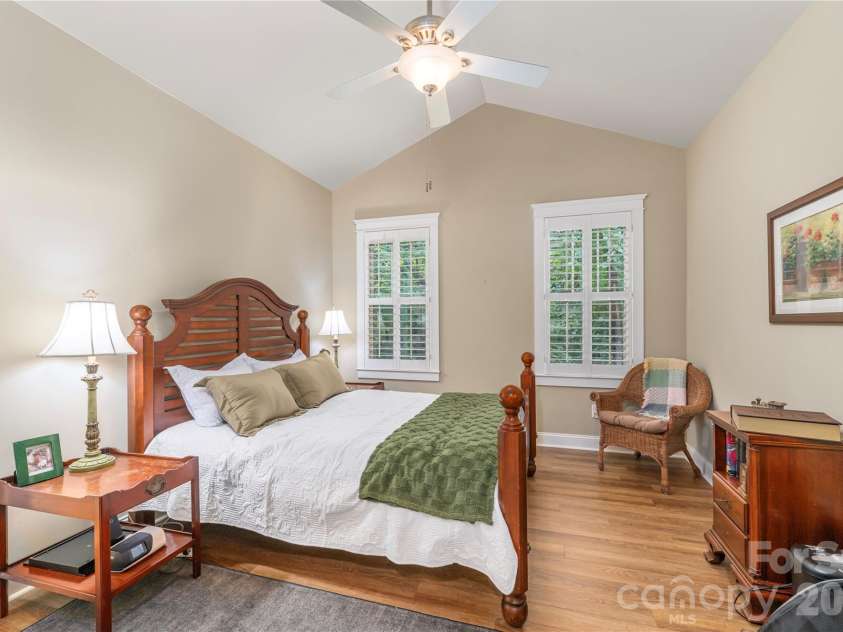 308 Fennel Dun Circle, Biltmore Lake, NC 28715.  MLS# CAR4417484, YatesRealty ID 46495. 