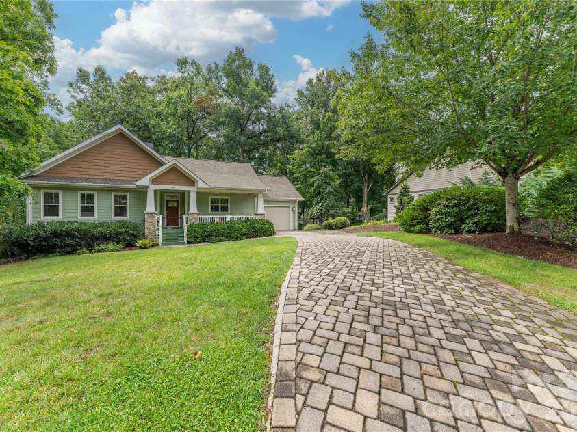 308 Fennel Dun Circle, Biltmore Lake, NC 28715.  MLS# CAR4417484, YatesRealty ID 46495. 