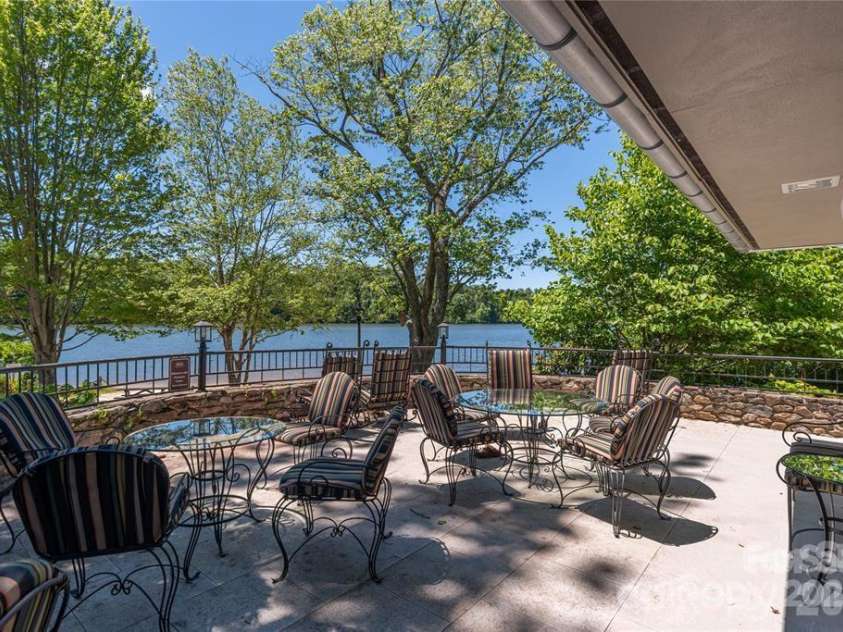 308 Fennel Dun Circle, Biltmore Lake, NC 28715.  MLS# CAR4417484, YatesRealty ID 46495. 