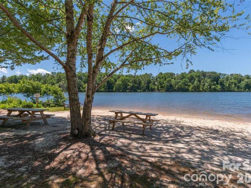 308 Fennel Dun Circle, Biltmore Lake, NC 28715.  MLS# CAR4417484, YatesRealty ID 46495. 