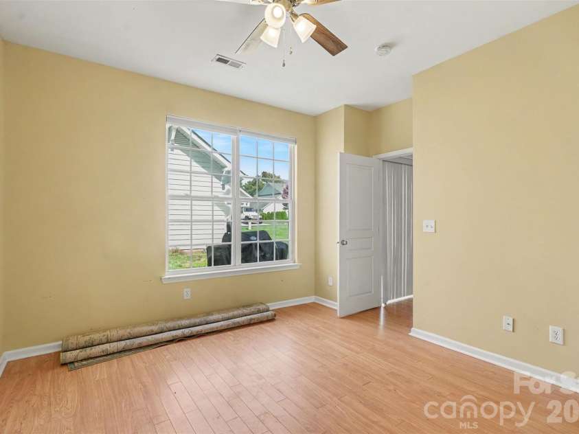 1148 Drummond Lane, Matthews, NC 28104.  MLS# CAR4416165, YatesRealty ID 46496. 
