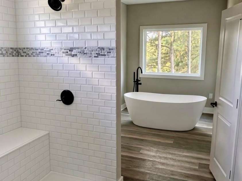 1569 Ridge Road, Salisbury, NC 28144.  MLS# CAR4383289, YatesRealty ID 46498. Primary Bath