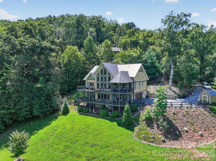 100 Brookstone Mountain Trail, Franklin, NC 28734.  MLS# CAR4417171, YatesRealty ID 46499. 