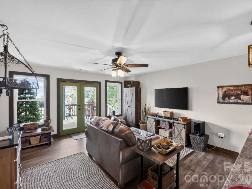 100 Brookstone Mountain Trail, Franklin, NC 28734.  MLS# CAR4417171, YatesRealty ID 46499. 
