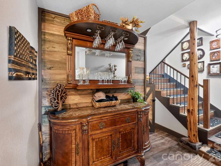 100 Brookstone Mountain Trail, Franklin, NC 28734.  MLS# CAR4417171, YatesRealty ID 46499. 