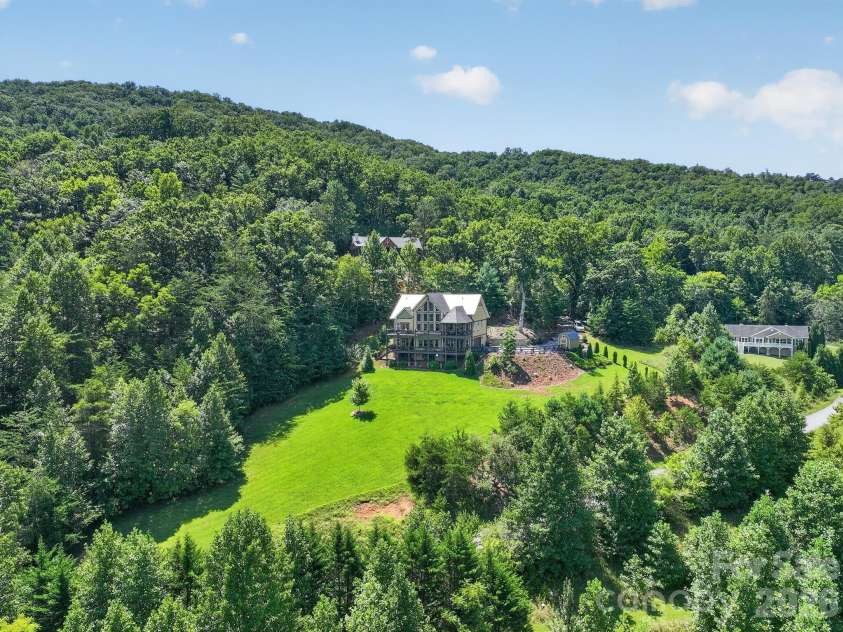 100 Brookstone Mountain Trail, Franklin, NC 28734.  MLS# CAR4417171, YatesRealty ID 46499. 