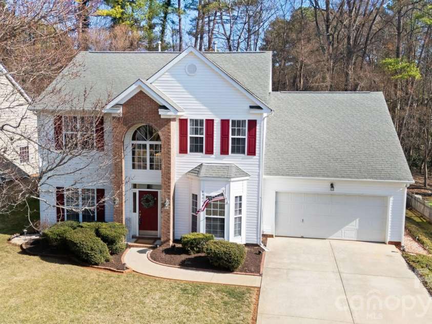 6904 Reedy Creek Road, Charlotte, NC 28215.  MLS# CAR4335977, YatesRealty ID 4650. 