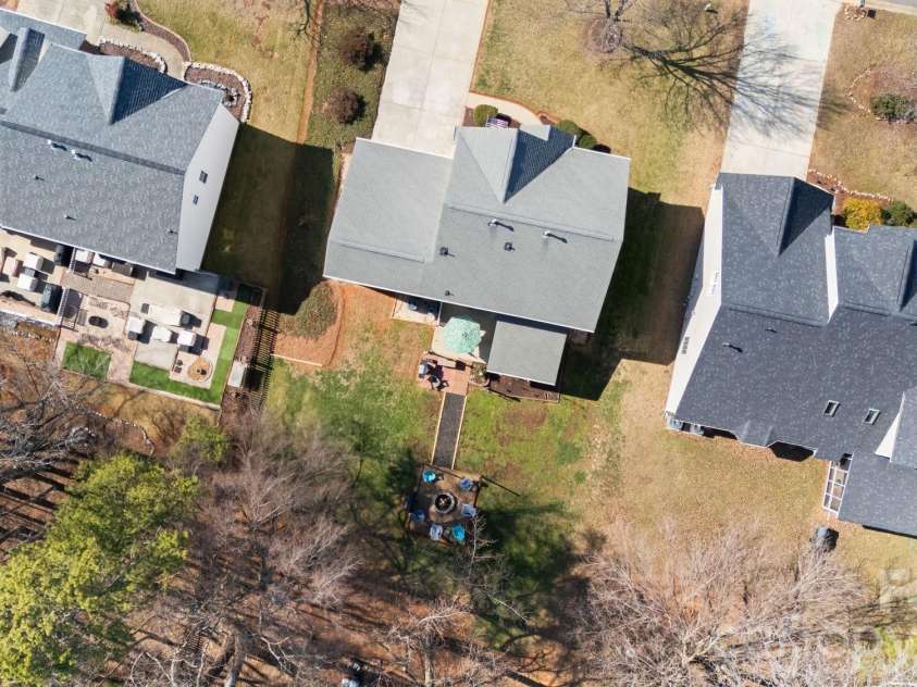 6904 Reedy Creek Road, Charlotte, NC 28215.  MLS# CAR4335977, YatesRealty ID 4650. 