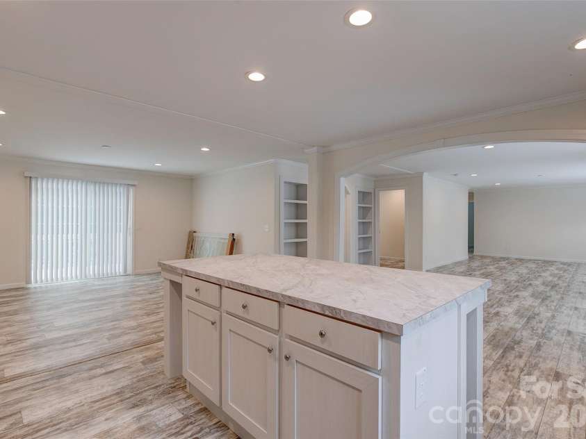978 Old York Road, Chester, SC 29706.  MLS# CAR4343132, YatesRealty ID 4650. 
