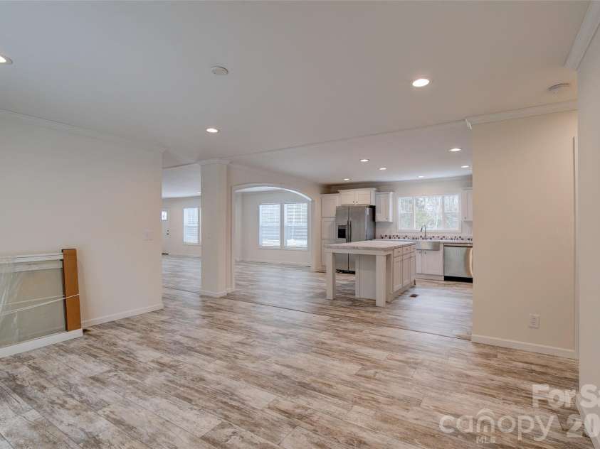 978 Old York Road, Chester, SC 29706.  MLS# CAR4343132, YatesRealty ID 4650. 