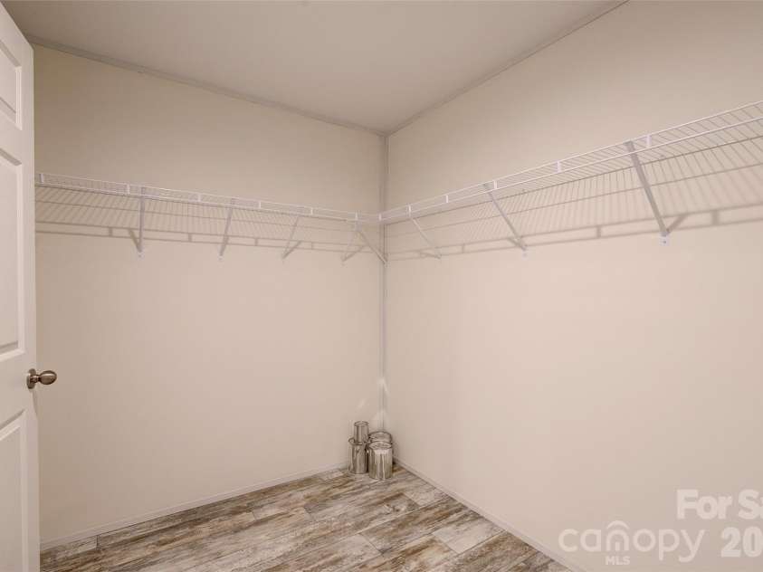 978 Old York Road, Chester, SC 29706.  MLS# CAR4343132, YatesRealty ID 4650. 