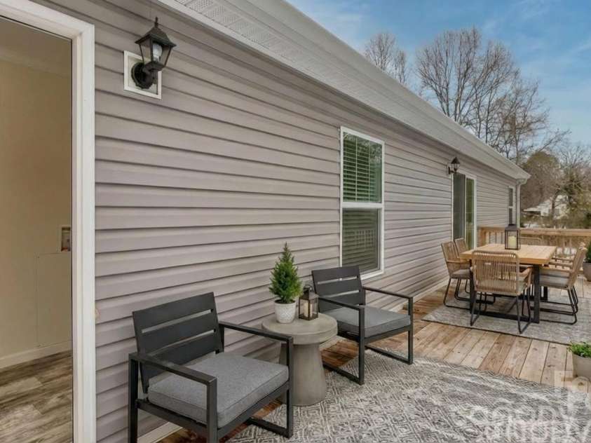 978 Old York Road, Chester, SC 29706.  MLS# CAR4343132, YatesRealty ID 4650. 