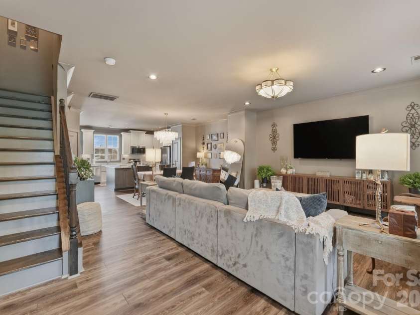 9122 Oban Passage Drive, Charlotte, NC 28273.  MLS# CAR4410306, YatesRealty ID 46501. 