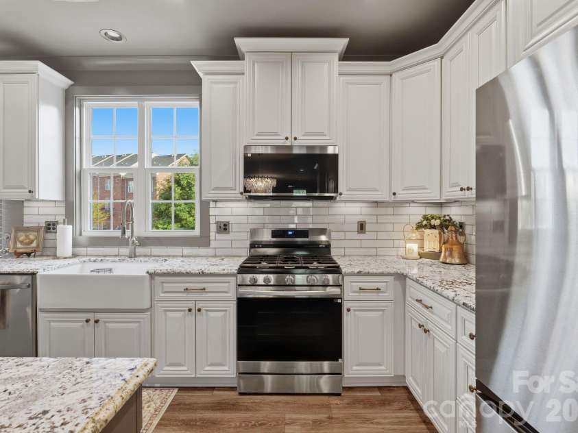 9122 Oban Passage Drive, Charlotte, NC 28273.  MLS# CAR4410306, YatesRealty ID 46501. 