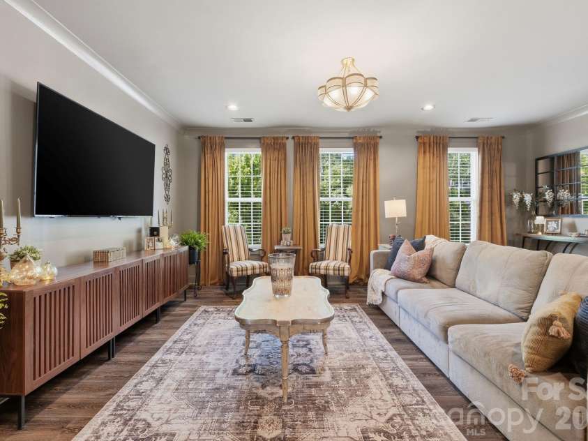 9122 Oban Passage Drive, Charlotte, NC 28273.  MLS# CAR4410306, YatesRealty ID 46501. 