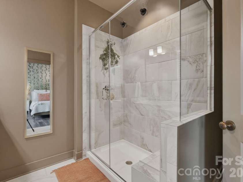 9122 Oban Passage Drive, Charlotte, NC 28273.  MLS# CAR4410306, YatesRealty ID 46501. 
