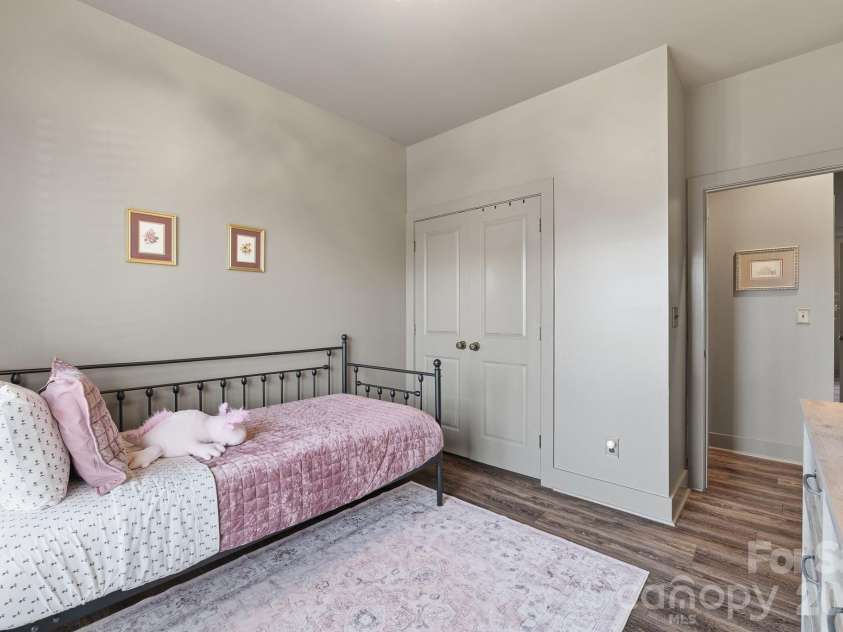 9122 Oban Passage Drive, Charlotte, NC 28273.  MLS# CAR4410306, YatesRealty ID 46501. 