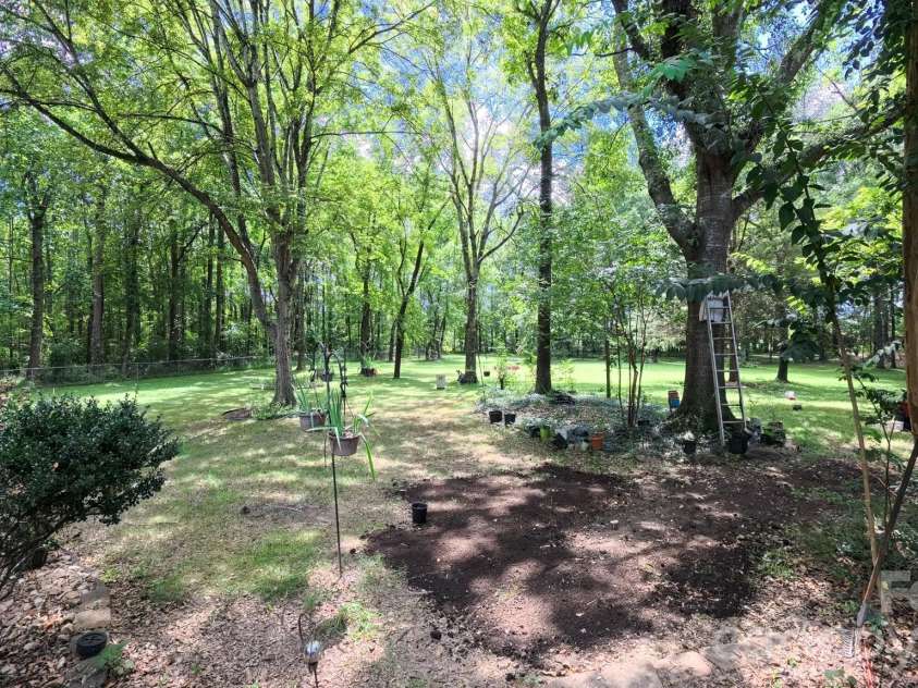 3550 Tree Line Drive, Rock Hill, SC 29732.  MLS# CAR4417396, YatesRealty ID 46503. 