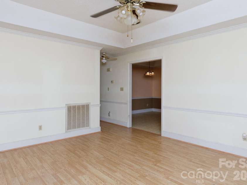 3550 Tree Line Drive, Rock Hill, SC 29732.  MLS# CAR4417396, YatesRealty ID 46503. Looking into Dining Room