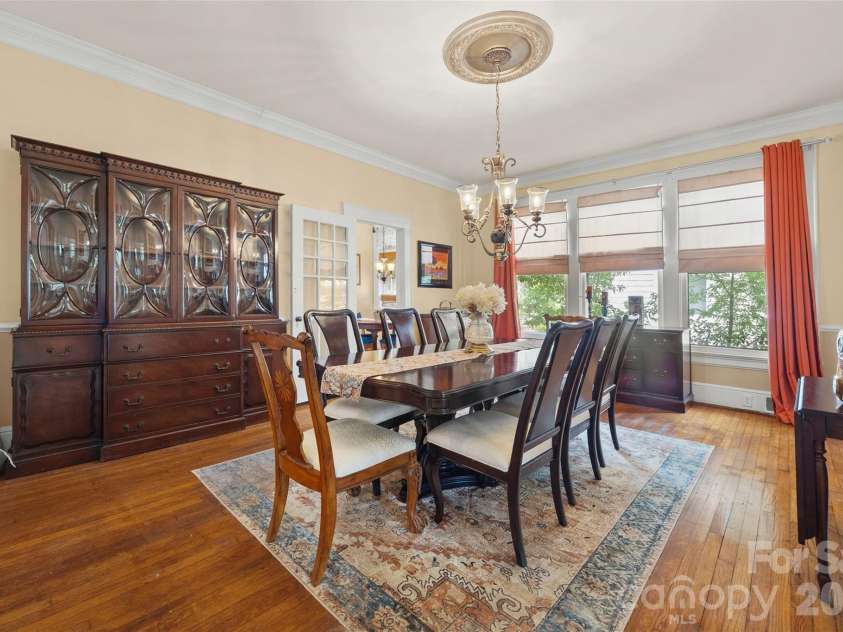 170 York Street, Chester, SC 29706.  MLS# CAR4406696, YatesRealty ID 46504. 