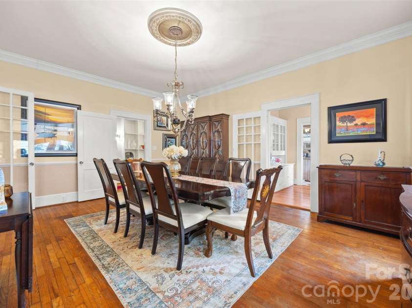 170 York Street, Chester, SC 29706.  MLS# CAR4406696, YatesRealty ID 46504. 