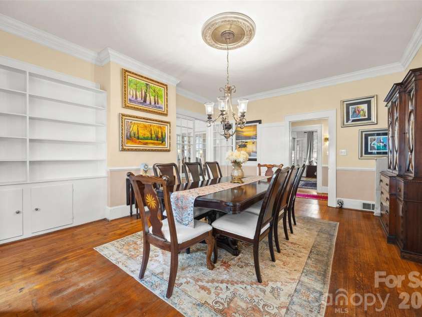 170 York Street, Chester, SC 29706.  MLS# CAR4406696, YatesRealty ID 46504. 