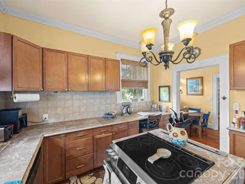 170 York Street, Chester, SC 29706.  MLS# CAR4406696, YatesRealty ID 46504. 