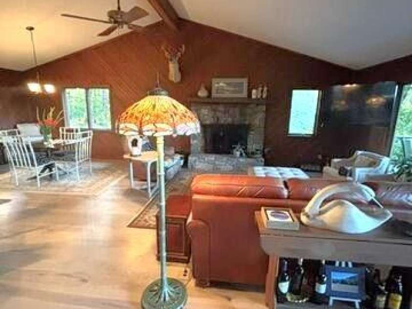 70 Calhoun Ridge Road, Waynesville, NC 28786.  MLS# CAR4417199, YatesRealty ID 46506. 