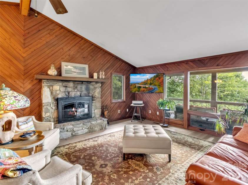 70 Calhoun Ridge Road, Waynesville, NC 28786.  MLS# CAR4417199, YatesRealty ID 46506. 
