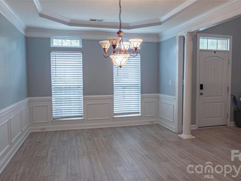 2262 Donnington Lane, Concord, NC 28027.  MLS# CAR4414174, YatesRealty ID 46510. 