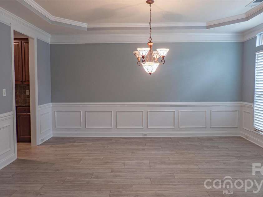 2262 Donnington Lane, Concord, NC 28027.  MLS# CAR4414174, YatesRealty ID 46510. 