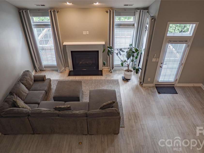 2262 Donnington Lane, Concord, NC 28027.  MLS# CAR4414174, YatesRealty ID 46510. 