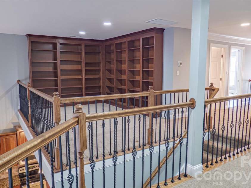 2262 Donnington Lane, Concord, NC 28027.  MLS# CAR4414174, YatesRealty ID 46510. 