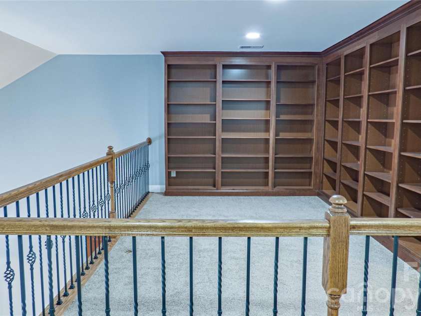 2262 Donnington Lane, Concord, NC 28027.  MLS# CAR4414174, YatesRealty ID 46510. 