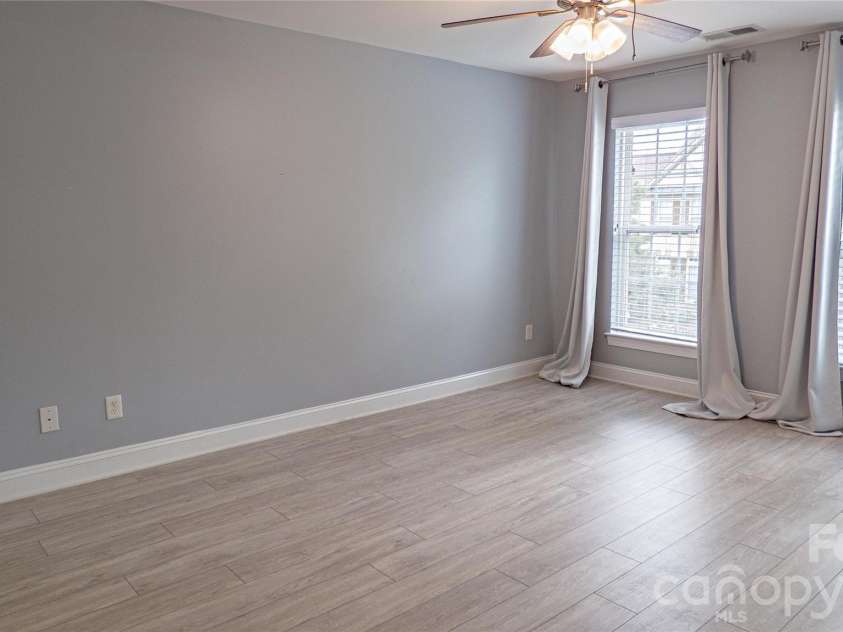 2262 Donnington Lane, Concord, NC 28027.  MLS# CAR4414174, YatesRealty ID 46510. Bedroom 3