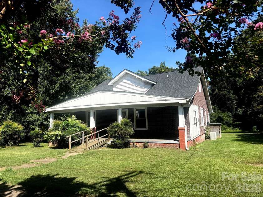 1612 Main Street, Salisbury, NC 28144.  MLS# CAR4417703, YatesRealty ID 46518. 