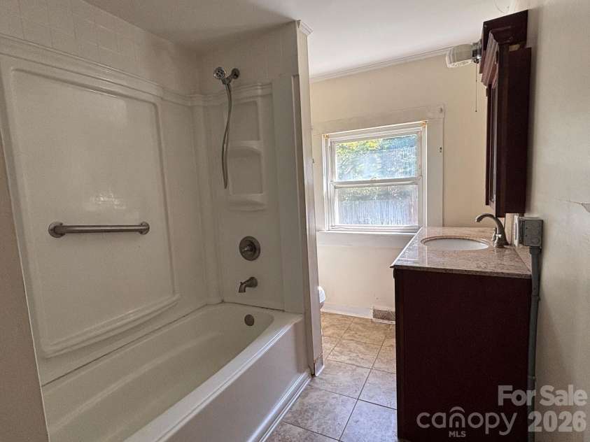 1612 Main Street, Salisbury, NC 28144.  MLS# CAR4417703, YatesRealty ID 46518. 