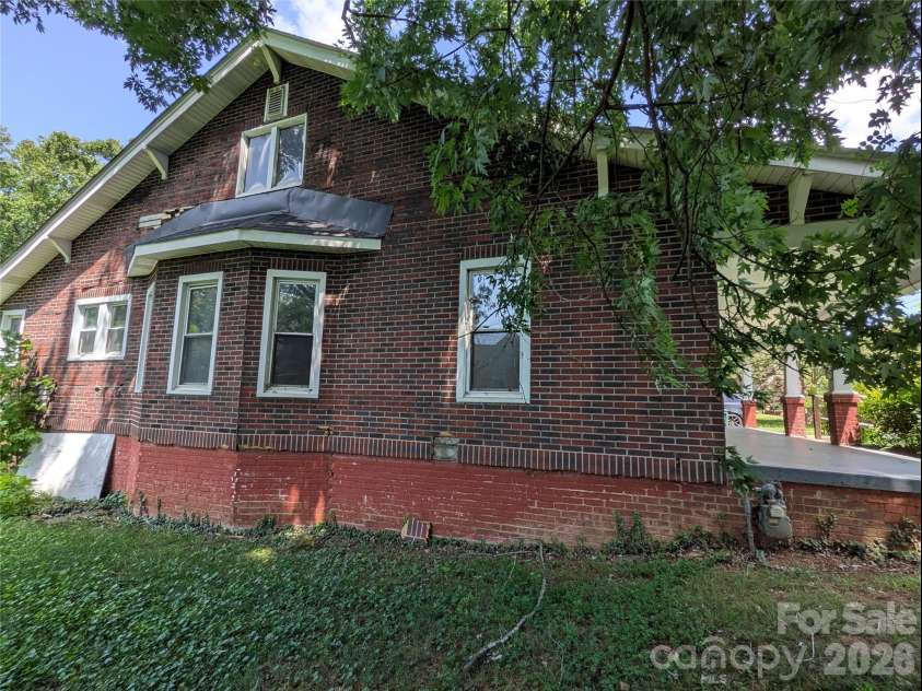 1612 Main Street, Salisbury, NC 28144.  MLS# CAR4417703, YatesRealty ID 46518. 