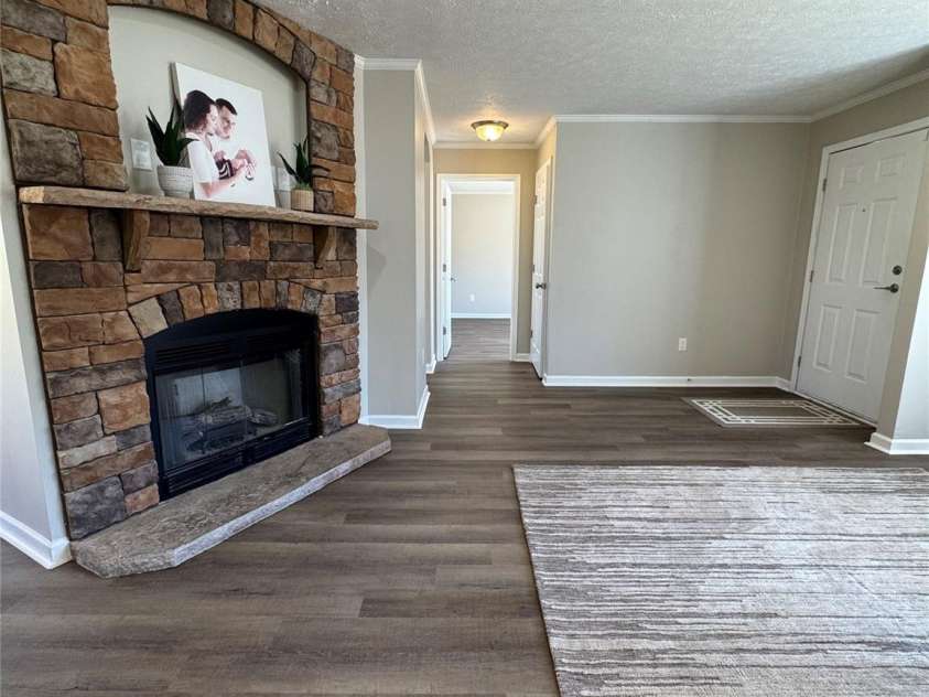 110 Amber Lane, Statesville, NC 28677.  MLS# CAR4226307, YatesRealty ID 4652. 